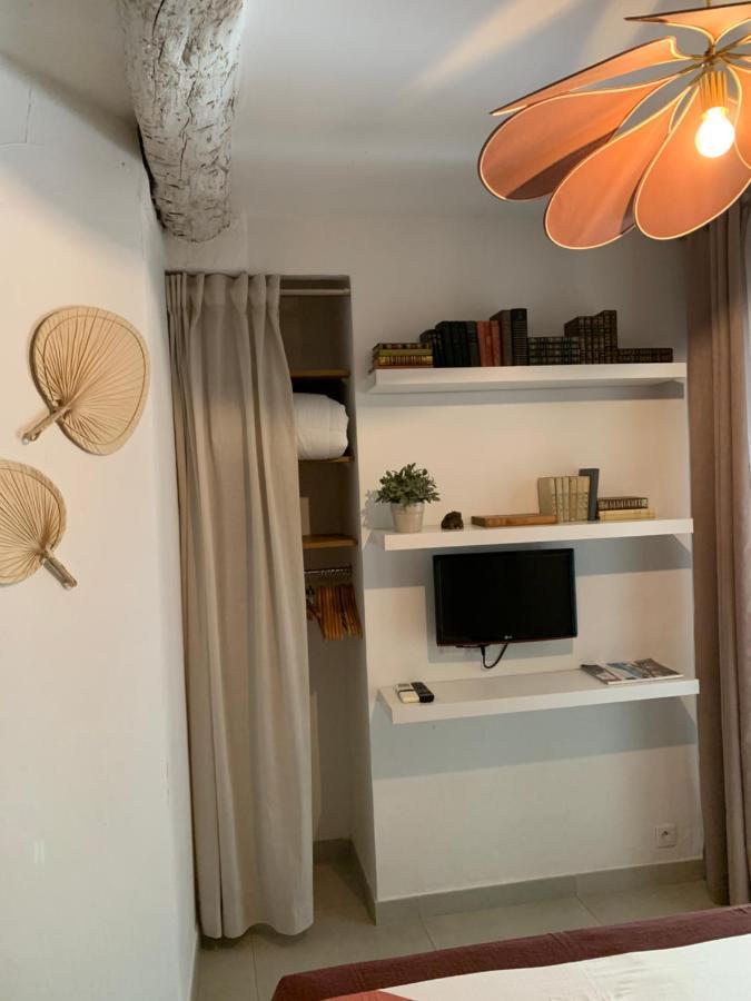 Mas Saint Antoine - Chambres D'Hotes 格拉斯 外观 照片